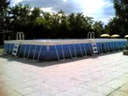 Free-standing above ground pools in PVC cloth