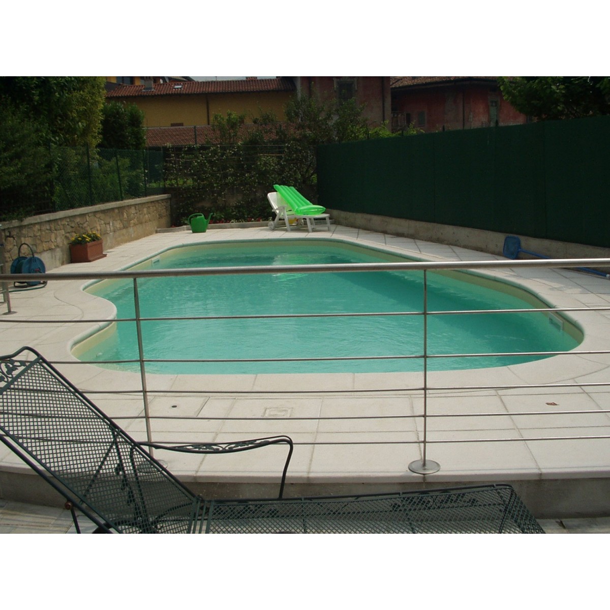 Bordo standard per piscina in pietra ricostruita 6x12 metri