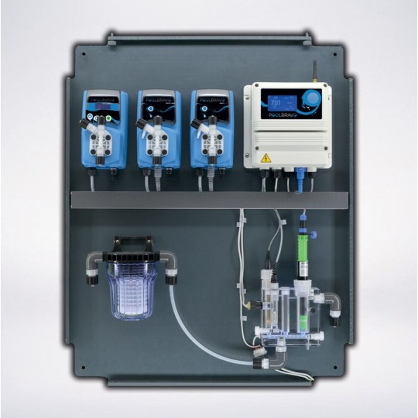 POOL BRAVO is a control panel which also doses both pH
