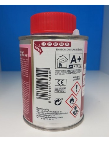 Glue for hoses and junctions in PVC